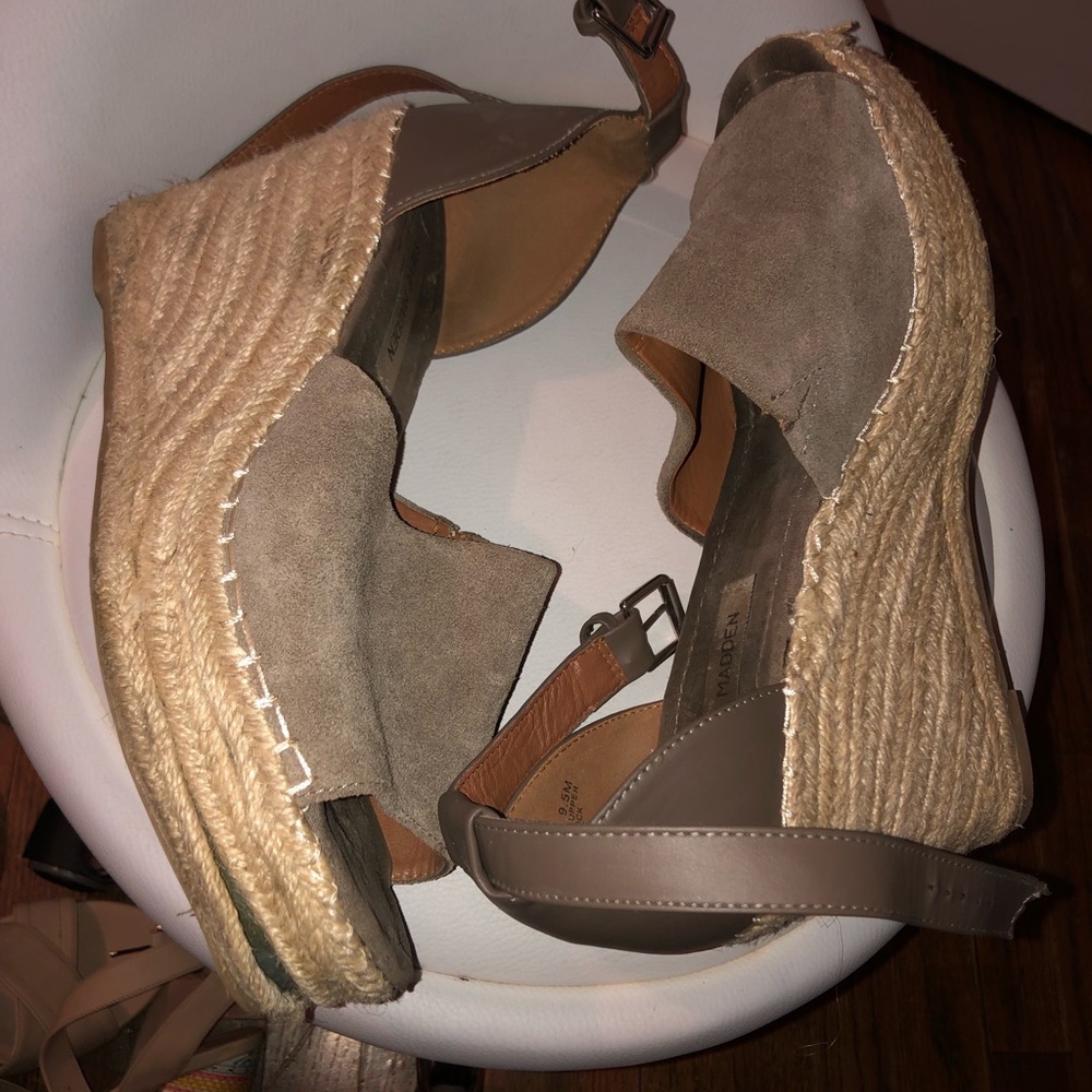 Steve Madden Wedges